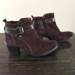 Earth Origins Women’s Kaia Bark Suede Boots Size 8